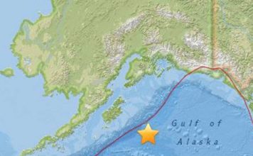 Desactivan la alerta de tsunami en Alaska tras un terremoto de 7,9