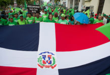 Miles asisten a protesta de Marcha Verde frente al Palacio contra la corrupción y la impunidad