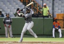 Carlos Paulino oficializa su acuerdo con los Guerreros de Oaxaca