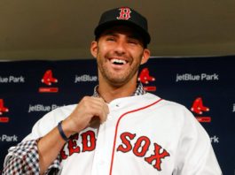 Oficial: J.D. Martínez firma por cinco años con los Medias Rojas de Boston