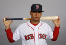 Marco Hernández se va de los Medias Rojas para otra cirugía en el hombro