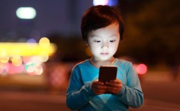 ¿Cuáles son los teléfonos móviles que emiten más radiación y qué puedes hacer al respecto?