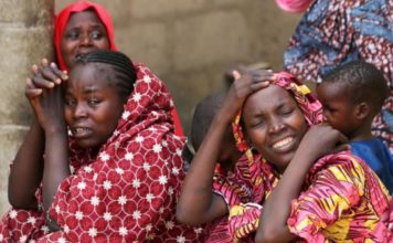 Nigeria confirma que las 110 niñas perdidas están secuestradas por Boko Haram