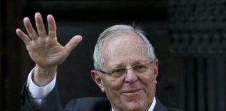 ULTIMA HORA: Vicepresidente de Perú deberá asumir presidencia del país