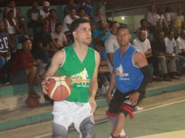 Severino guía al Hugo Kunhardt en la apertura de la Copa de Campeones