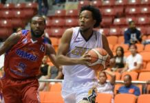 GUG gana primer partido en la jornada inaugural del Baloncesto de Santiago