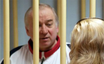 ¿Quién es Sergei Skripal, el exespía ruso en estado crítico tras estar expuesto a una sustancia desconocida, y cómo llegó a Reino Unido?