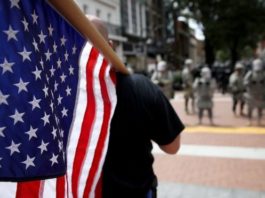 «Ven a las mujeres como una plaga»: cómo son los dos grupos «supremacistas masculinos» incluidos por primera vez en el mapa del odio de Estados Unidos