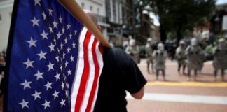 «Ven a las mujeres como una plaga»: cómo son los dos grupos «supremacistas masculinos» incluidos por primera vez en el mapa del odio de Estados Unidos