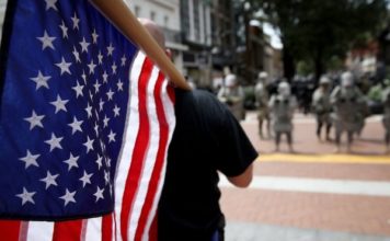 «Ven a las mujeres como una plaga»: cómo son los dos grupos «supremacistas masculinos» incluidos por primera vez en el mapa del odio de Estados Unidos