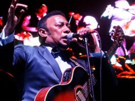 Anthony Santos en Radio City Músic Hall “La historia de mi vida, el final el concierto”