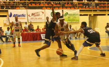 Halcones de las Amapolas derrotan a los Jaiberos en el basket de Bonao