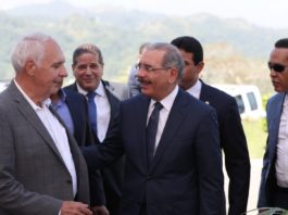 Danilo asiste a primer palazo del proyecto Alta Vista Mountain Village