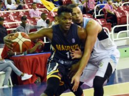 Mauricio Báez supera a Los Prados y gana el grupo B del basket distrital