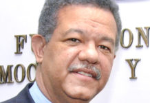 Leonel evaluará recolección de firmas; rondan las 700 mil