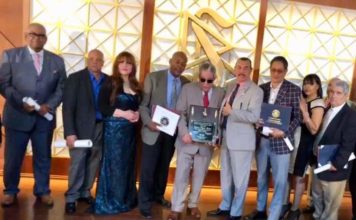 Locutores Francis Méndez y Ramón Aníbal Ramos reciben la máxima distinción del Círculo de Locutores NY