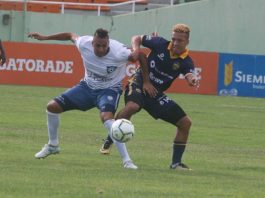 Universidad O&M vence al Atlético Pantoja en LDF
