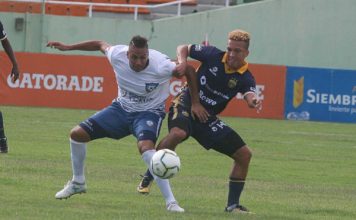 Universidad O&M vence al Atlético Pantoja en LDF