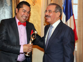 El Pacha dice: «El Presidente Medina lo está haciendo muy bien y llevando el país al progreso histórico»