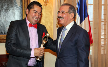 El Pacha dice: «El Presidente Medina lo está haciendo muy bien y llevando el país al progreso histórico»