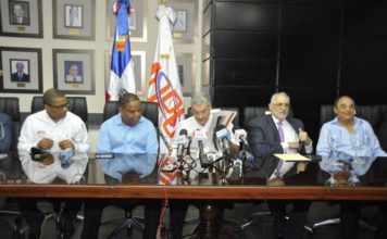 MOPC inicia construcción área de transmisión del Estadio Quisqueya