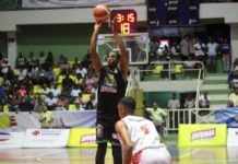 Acevedo mantiene con vida a las Cotorras del Gustavo en el baloncesto de Puerto Plata