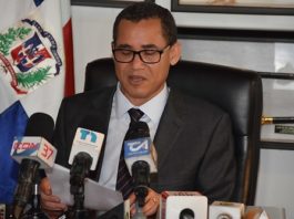 Eddy Olivares felicita a los legisladores por envío a comisión del Proyecto de Ley de Partidos