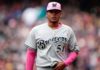 Freddy Peralta poncha a 13 en su debut e implanta récord para pitchers latinos