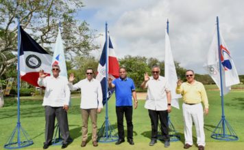 Ministros de Educación y Deportes apoyan iniciativas para desarrollar el golf en las escuelas