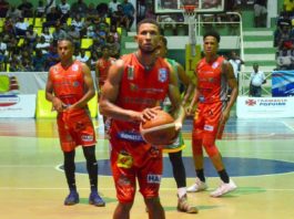Sosúa Sharks vence a Cotorras y empata la final del basket de Puerto Plata