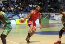 Sosúa Sharks a ley de uno para coronarse campeón en el basket de Puerto Plata