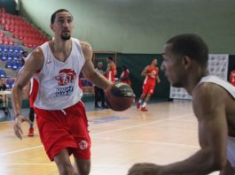 Leones ya cuentan con el centro Maurice Sutton