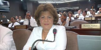 Noris Medina: «ni abiertas ni cerradas, que dejen a los partidos elegir sus miembros»