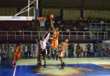 Santa Ana pica delante en la final del basket barrial de SFM