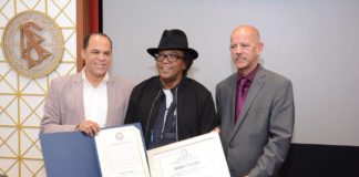 Congresista Adriano Espaillat reconoce los aportes de Sergio Vargas al arte y la cultura dominicana