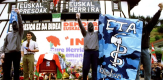 El grupo terrorista ETA se disuelve y pone fin a toda actividad política