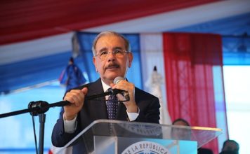 Exilio venezolano declarará “persona no grata” al presidente Danilo Medina