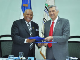 CDP y CAPGEFI firman convenio para capacitar periodistas en materia hacendaria