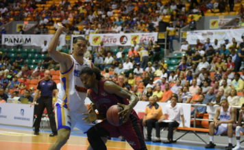 Indios SFM vencen a los Metros en juego inaugural de la LNB