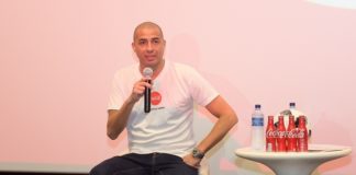 David Trezeguet comparte la emoción de la Copa Mundial de la FIFA Rusia 2018 con los dominicanos
