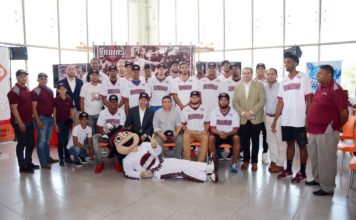 Indios de San Francisco presentan tremendo equipo para la próxima temporada
