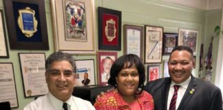 Líder Comunitario Felipe Febles llama a la comunidad a registrarse “gratis” y con tiempo para participar en La Gran Parada Dominicana del Bronx 2018