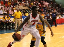 MJ Rhett arribó al país para integrarse a los Leones