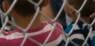El triste llanto de los niños separados de sus padres en la frontera de EE UU