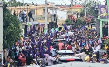 Leonel no da tregua, volvió a las calles por tercer domingo seguido