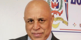 Activista denuncia campaña sucia y de ataques contra el congresista Adriano Espaillat