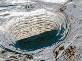 Hallan billones de toneladas de diamantes en el interior de la Tierra