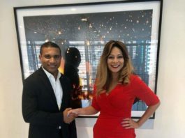 Periodista Vargavila Riverón visita instalaciones de The New York Times