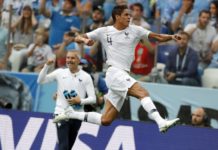 Francia supera a Uruguay y avanza a semifinales