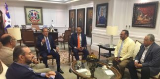 Reinaldo Pared Pérez dona medio millón para el programa de desarrollo de la ABASACA